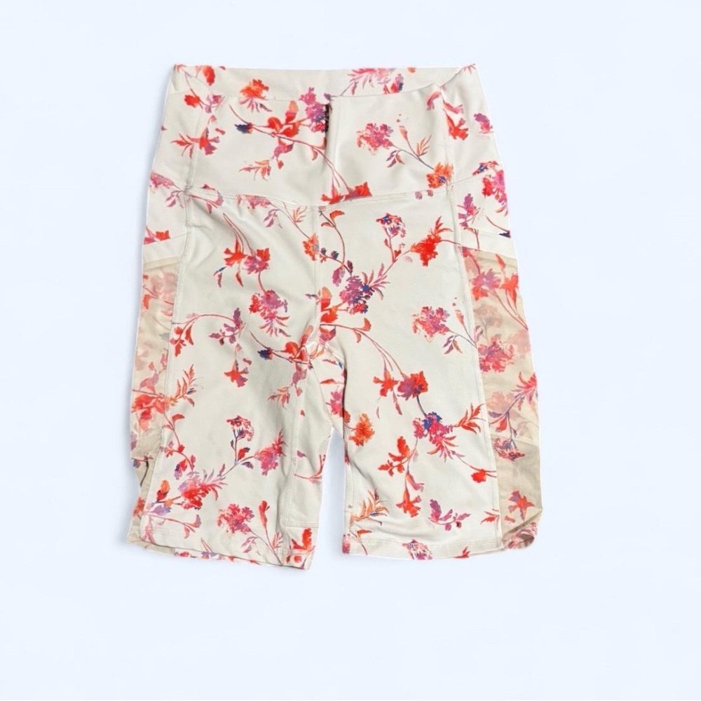 Fabletics Powerhold 9” shorts